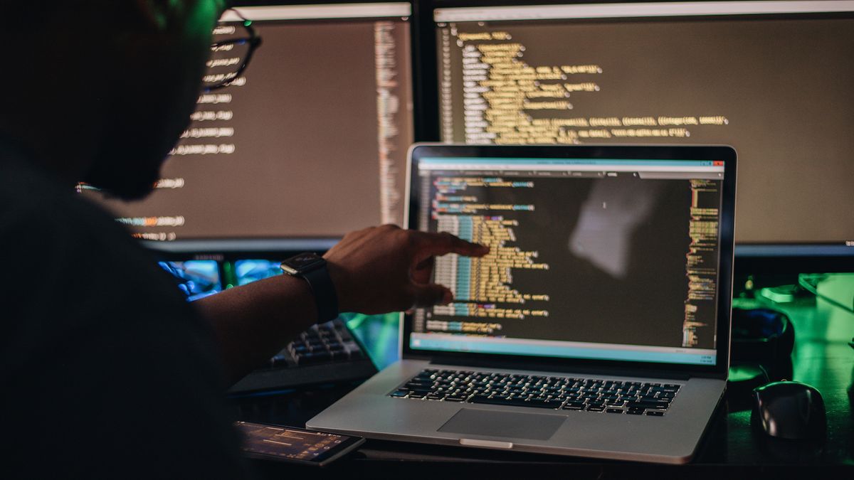 cara menggunakan eloquent orm