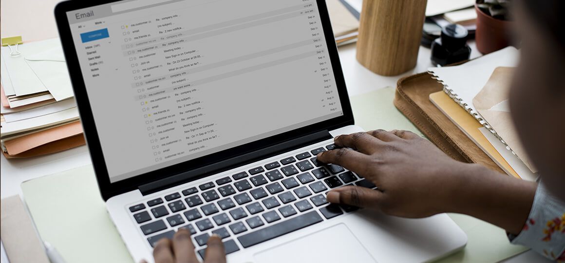 fitur layanan email hosting